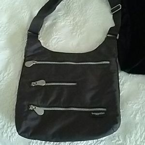 Baggalli Cross body Bag